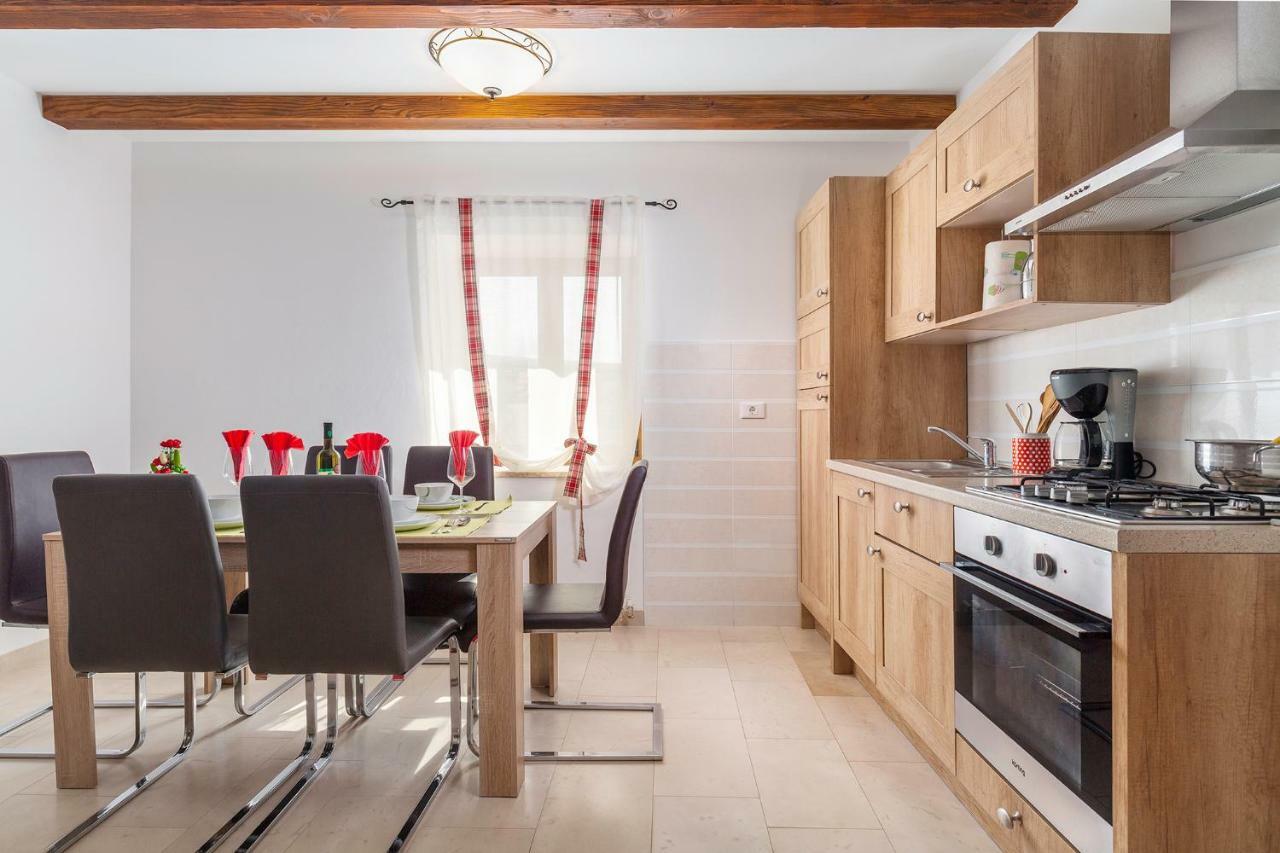 Villa Kuca Maja à Štokovci Extérieur photo